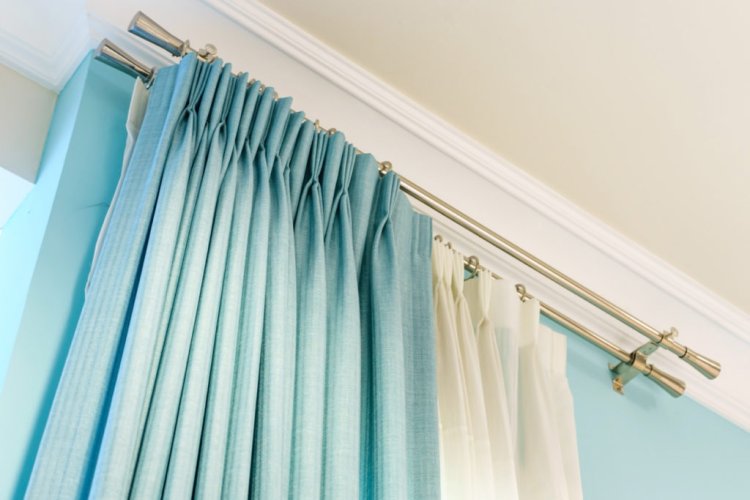 Curtain Cleaning Basics: What Every Homeowner Needs to Know
