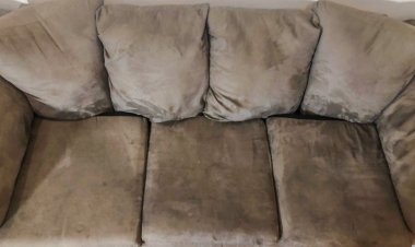 How to Deal With Couch Stains