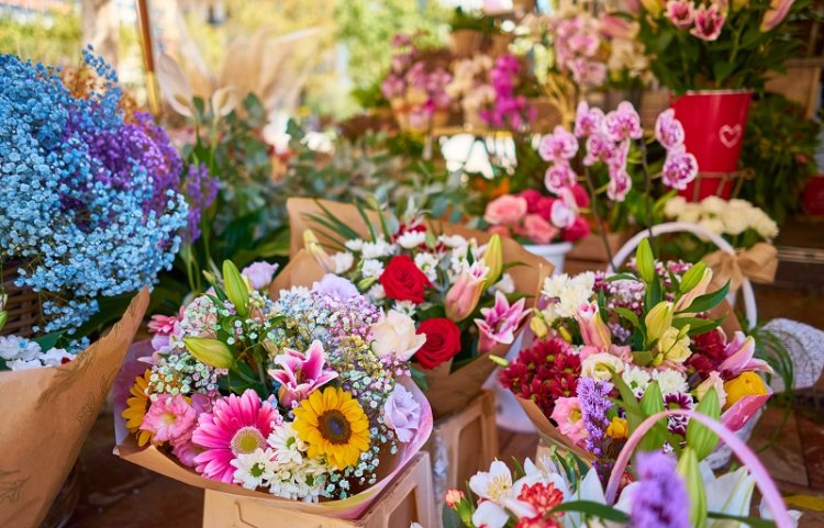 The Ultimate Guide to Online Flower Delivery: Making Every Occasion Special