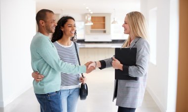 The Pros and Cons of Hiring A Buyers Agent When Purchasing A New Home